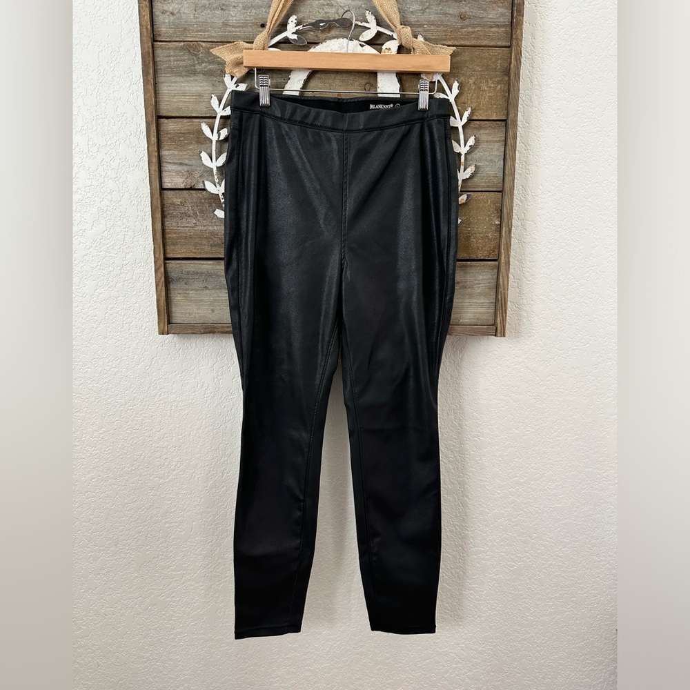 Blank NYC‎ faux leather pants leggings pull on style size 31